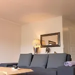 Spacious With A Great View Over 아파트
