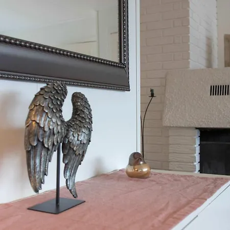 Spacious With A Great View Over Διαμέρισμα Τρόμσο